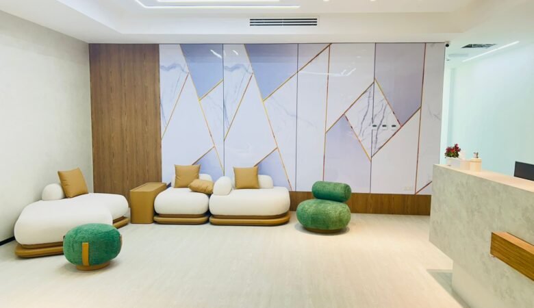 The Rise of Shared Workspaces: Why Business Centers Are Perfect for Freelancers